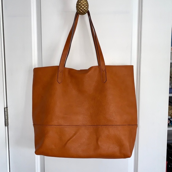 Sole Society Handbags - Sole Society Tote